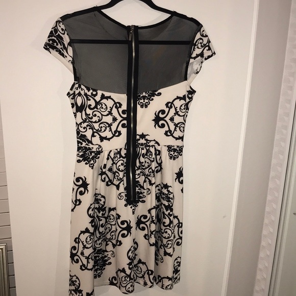 Beautiful black and white fit and flare dress! - Picture 3 of 3